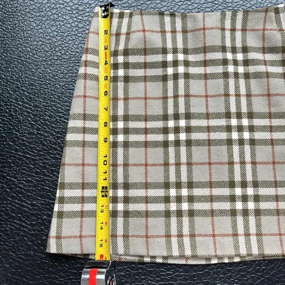 Burberry Plaid Skirt - Picture 6 of 7